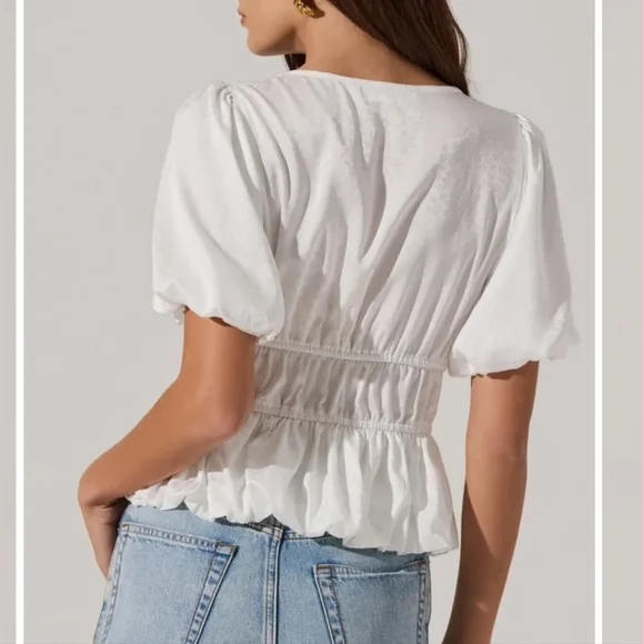 ASTR The Label Floral Jacquard Tie Front Puff Sleeves Top Size Large - Picture 3 of 8